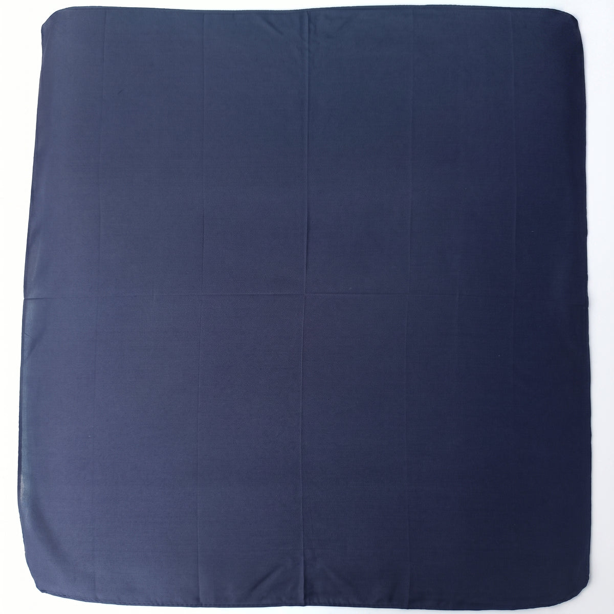 Pañoleta Alegonz Store color entero azul marino, familia lisos, tela suave y liviana.